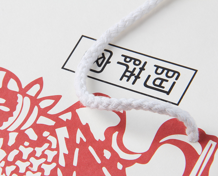 保健品的包裝袋工廠能不能解決金銀油墨脫落？別搞笑啦